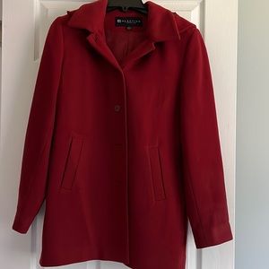 Kenneth Cole Reaction wine red size 8 wool coat